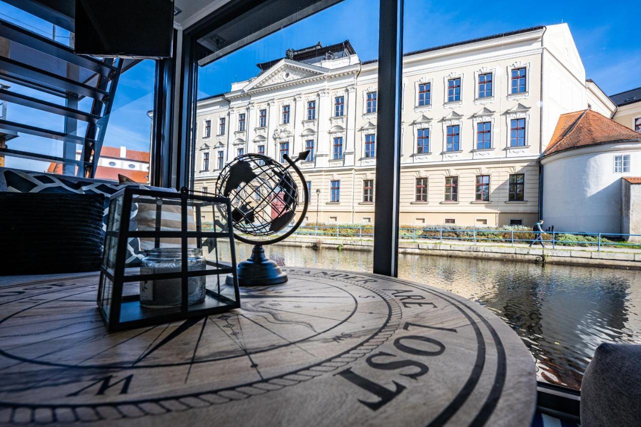 Rezidence Malse - Unikatni Apartmany Na Vode Ceske Budejovice Exterior foto